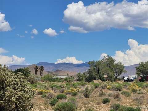 7711 E Vista Drive, Kingman, AZ 86401