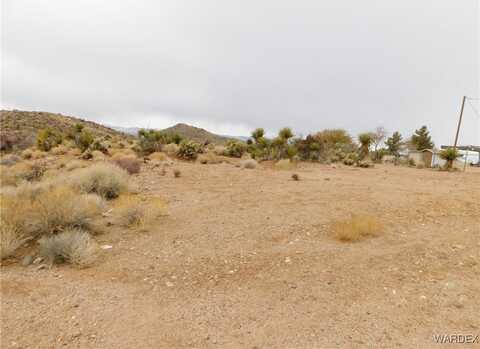 3341 N Klagetoh Road, Golden Valley, AZ 86413