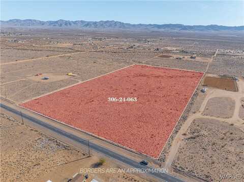 000 Colorado Road, Golden Valley, AZ 86413