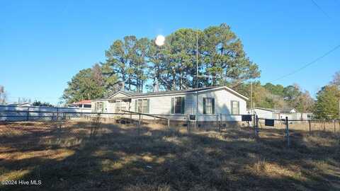 4413 Alamac Road, Lumberton, NC 28358