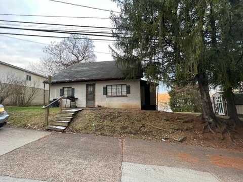 144 Pike Street, New Martinsville, WV 26155