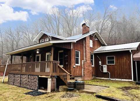 2552 Woodruff Road, Cameron, WV 26033