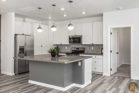 204 N Cliffside DR, Hurricane, UT 84737