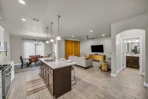 323 N 2020 W, Hurricane, UT 84737