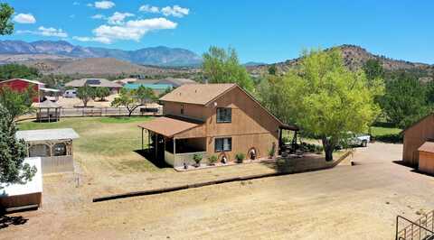 825 N Horsemans Pk DR, Dammeron Valley, UT 84783