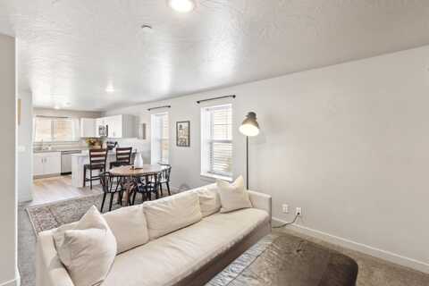 179 N Rock Canyon ST, Hurricane, UT 84737