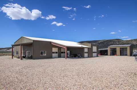 2305 E Casto Cyn RD, Panguitch, UT 84759