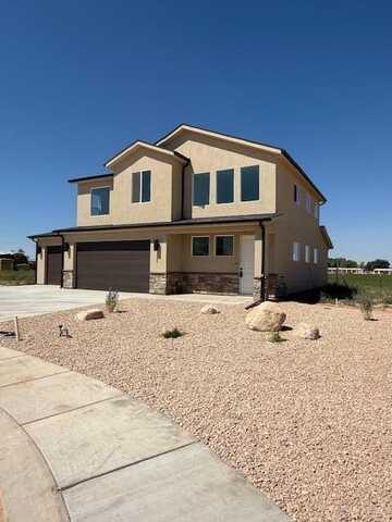 4889 N Springfield CIR, Enoch, UT 84721