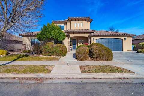205 E Gold Bullion Way, Washington, UT 84780