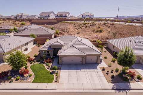 501 S Balancing Rock DR, Washington, UT 84780
