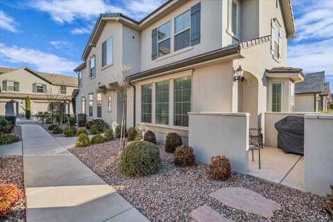 1906 Holiday LN, Washington, UT 84780