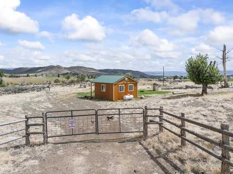 1054 E Jakes Place RD, Fremont, UT 84747