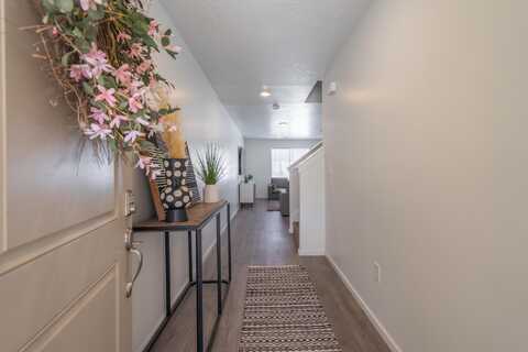 1333 S Bullfrog LN, Washington, UT 84780