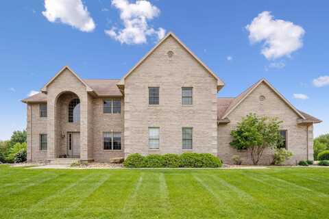 3022 Waterbury Drive, Cedar Falls, IA 50613