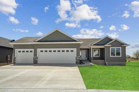 2832 Autumn Woods Drive, Cedar Falls, IA 50613
