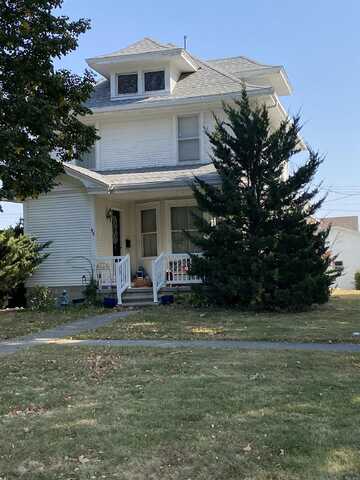 410 Crirsman Street, Dysart, IA 52224