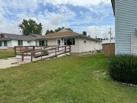 208 4th Avenue, Keystone, IA 52249