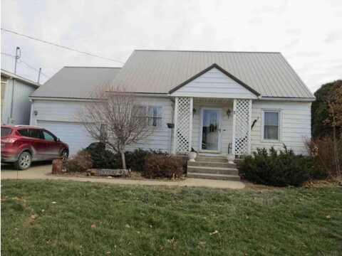 4 SW 9th Street, Waukon, IA 52172