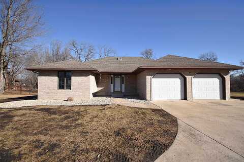 810 3rd Ave. S.W., Independence, IA 50644