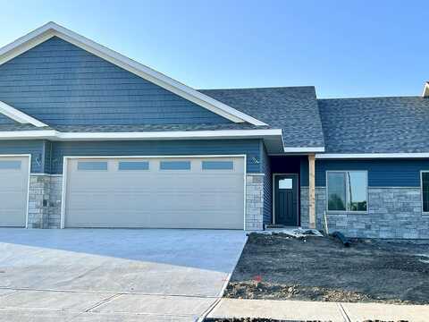 1789 Golf Course Boulevard, Independence, IA 50644