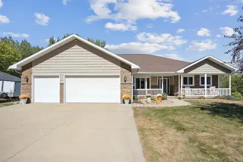 507 Cedar Drive, Fairbank, IA 50629