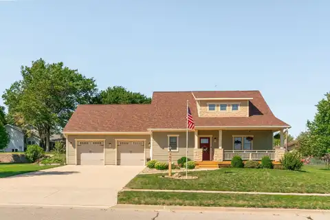 105 Valley Drive, Reinbeck, IA 50669