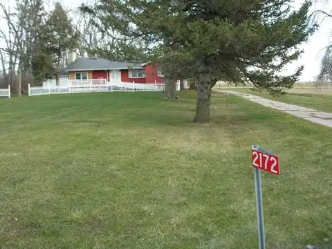 2172 Underwood Avenue, Charles City, IA 50616