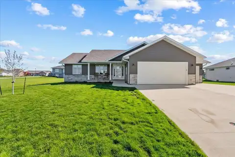 613 Collins Road, Fairbank, IA 50629