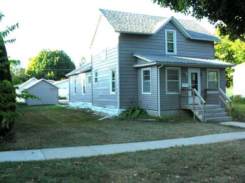 906 Mechanic Street, Osage, IA 50461