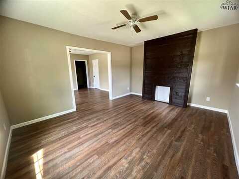 1104 BLUFF STREET, Wichita Falls, TX 76301