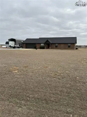 568 VAUGHN ROAD, Burkburnett, TX 76354