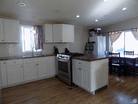 1545 N 210 E, Tooele, UT 84074