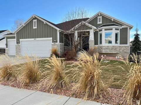 1832 W ROBINS N, Kaysville, UT 84037