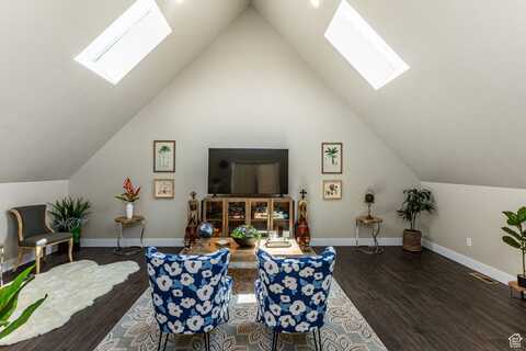 733 E BOGART S, Midvale, UT 84047