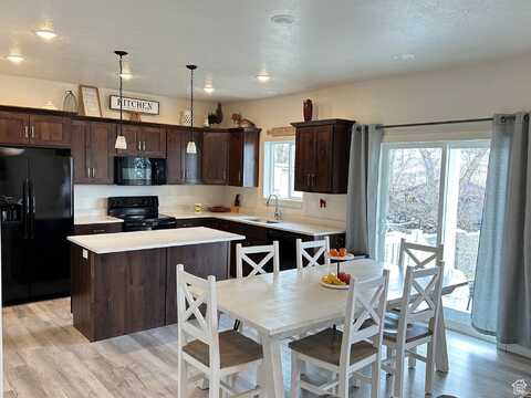 3 W 825 S, Willard, UT 84340