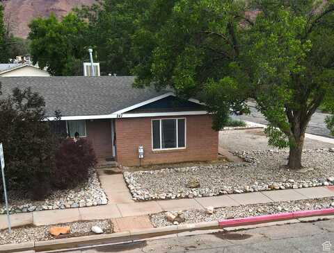 247 W 400 N, Moab, UT 84532