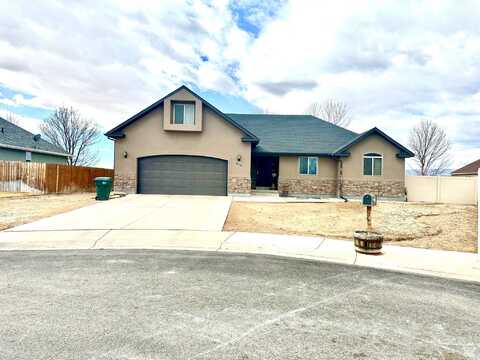 808 S STELLA, Vernal, UT 84078