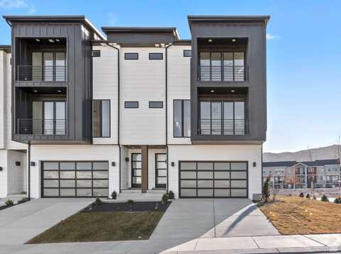 113 E WATSON S, Saratoga Springs, UT 84045