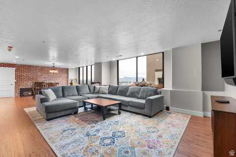 44 W BROADWAY S, Salt Lake City, UT 84101