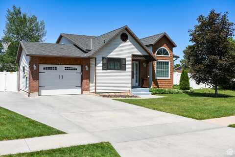 1797 N 700 E, North Ogden, UT 84414