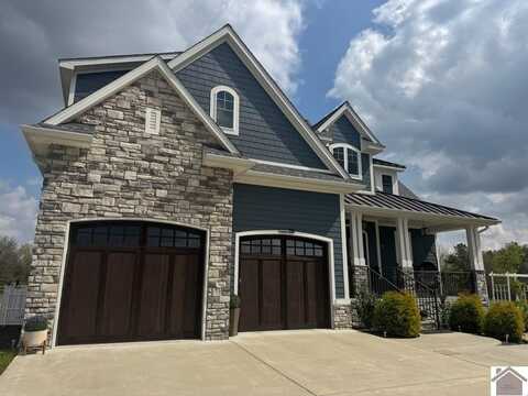 111 Canter Ct, Paducah, KY 42001