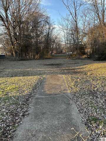 803 Maple Avenue, Mayfield, KY 42066