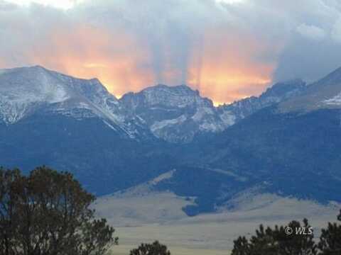 56 Clubhouse Rd, Westcliffe, CO 81252