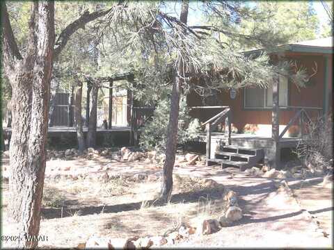 2128 Forest Park Drive, Overgaard, AZ 85933
