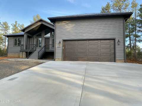 221 E Summerberry Drive, Show Low, AZ 85901