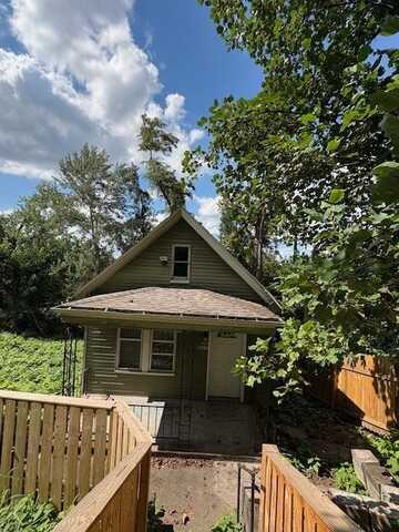 320 Mystic Avenue, East Mc Keesport, PA 15035