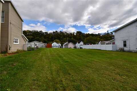 808-810 5th Ave, Ford City, PA 16226