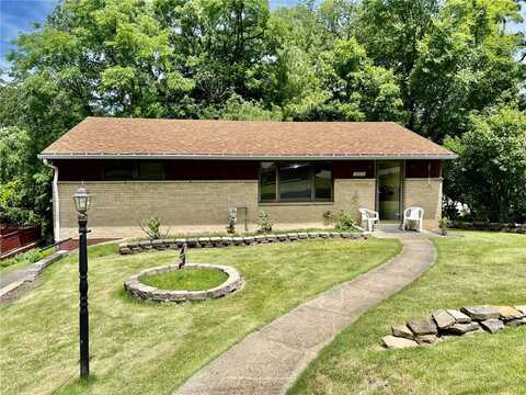 3223 Mayflower Dr, Whitehall, PA 15227