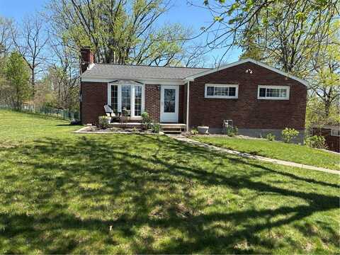124 Joyce Dr, Peters Township, PA 15317