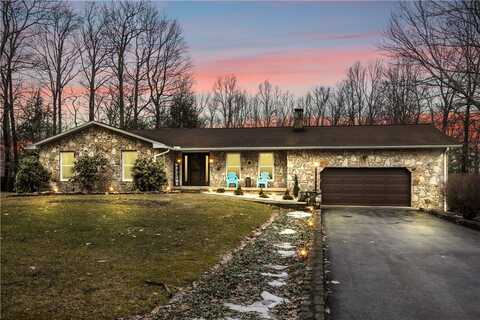 204 Weatherwood Ln, Ligonier, PA 15658